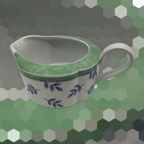 Villeroy & Boch SWITCH 3 Gravy/Sauce Boat White Blue Leaf Print Discontinued - Picture 4 of 15